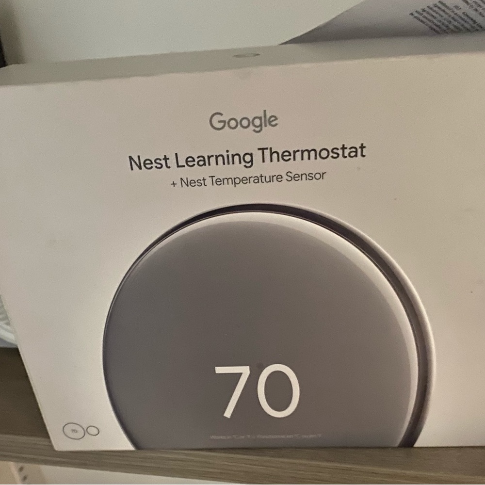 Google Nest Thermostat in Sleek Gray